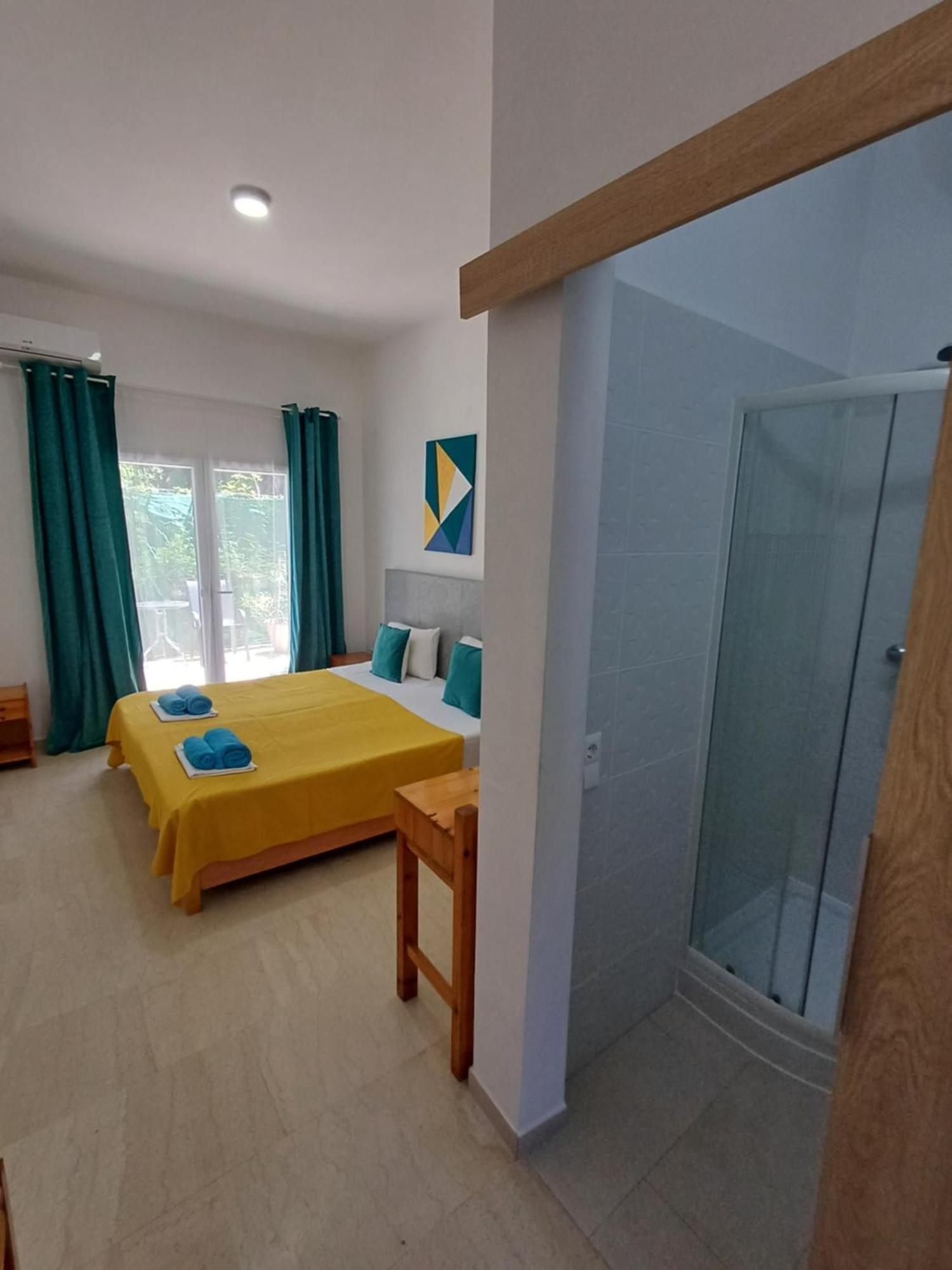 Aurora Aparthotel